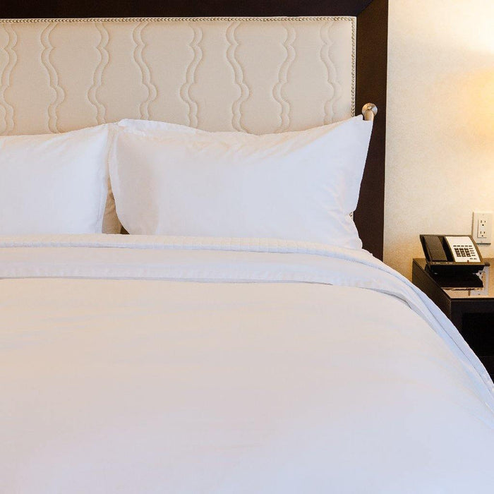Luksus Collection - 50/50 Solid White Bed Skirt | Northern Feather Canada